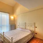 Monticelli Bed & Breakfast 3*