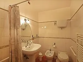 Monticelli فندق مبيت وإفطار